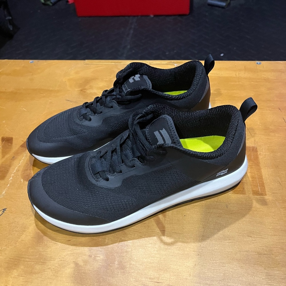 Strike Mvmnt Vimana Runner